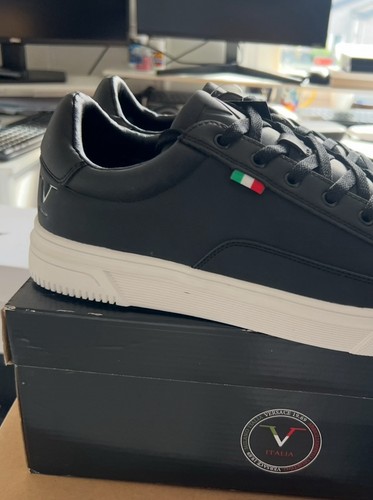 ZAPATILLAS VERSACE FLORENCE NEGRAS - TALLA 12/46 - - Imagen 3 de 5