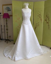 Pronovias YOU Wedding Dress 12 Ivory Satin Beaded Corset Lace Up Bridal Gown