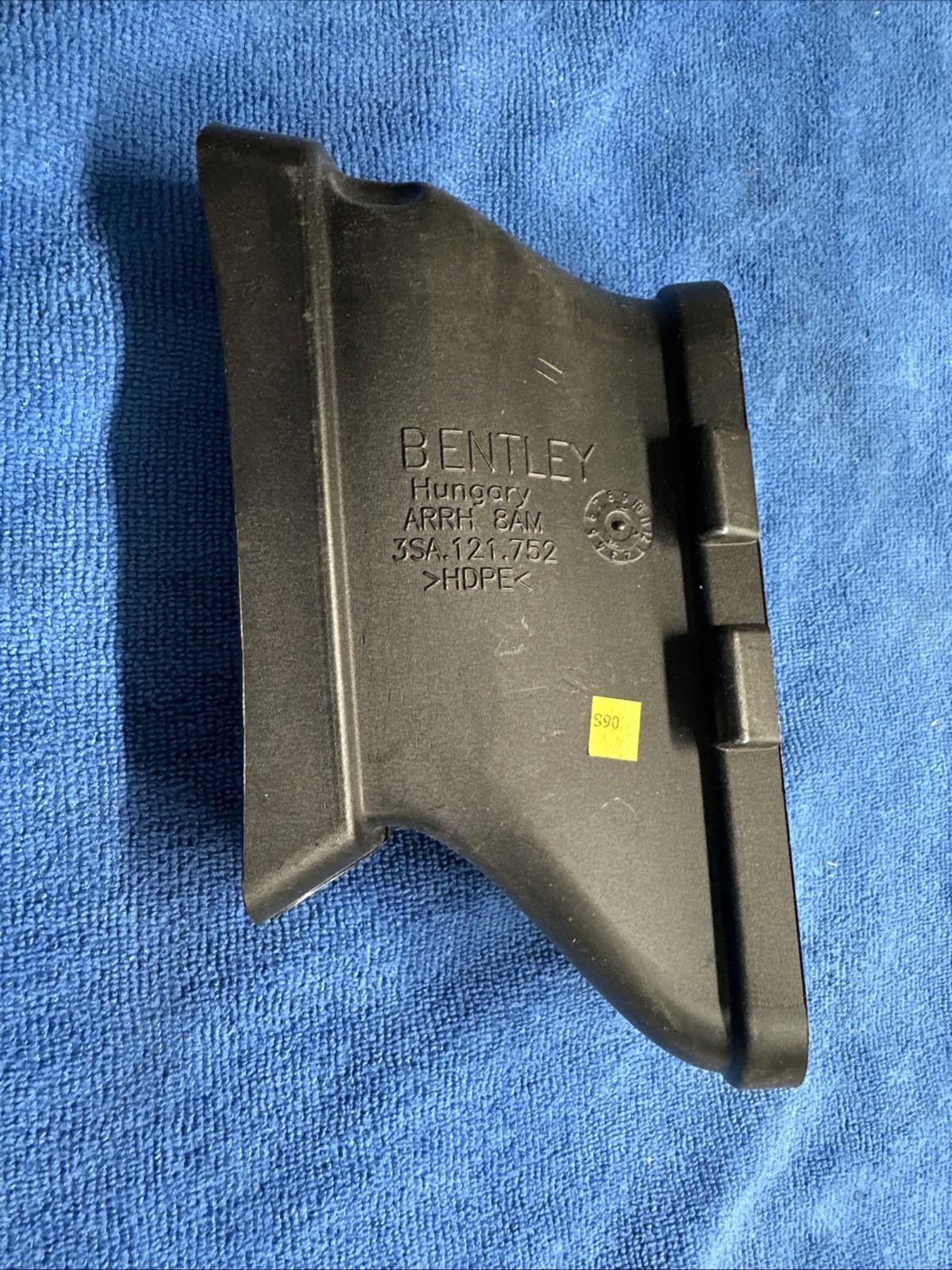 2020-22 BENTLEY CONTINENTAL 3SA.121.752 AIR COOLER AIR INTAKE DUCT GUIDE OEM