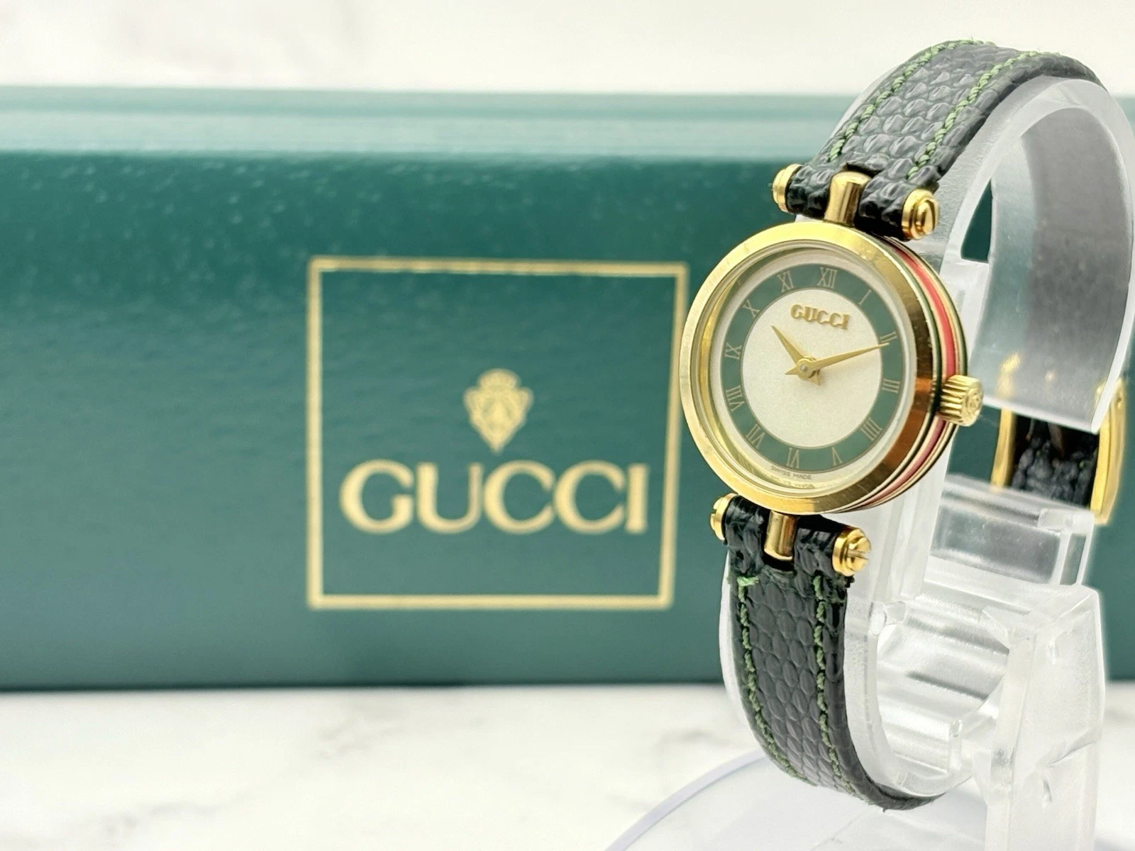 [Exc+5 avec boite] Montre Femme Vintage Gucci 2000L Green Sherry Line Quartz JAPON