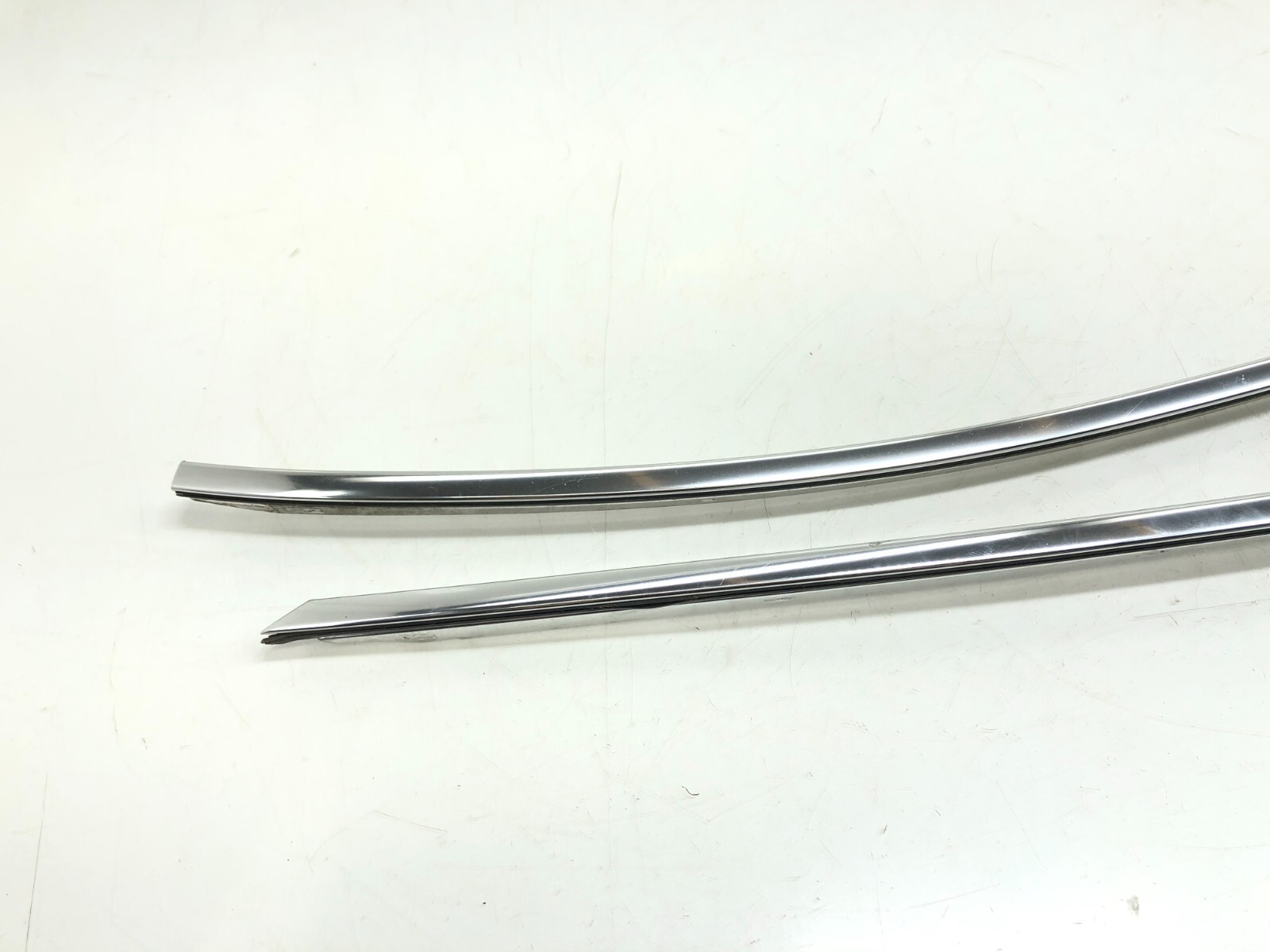 2014-2020 MASERATI GHIBLI SQ4 ROOF LEFT & RIGHT SIDE MOLDING TRIM OEM CHROME.