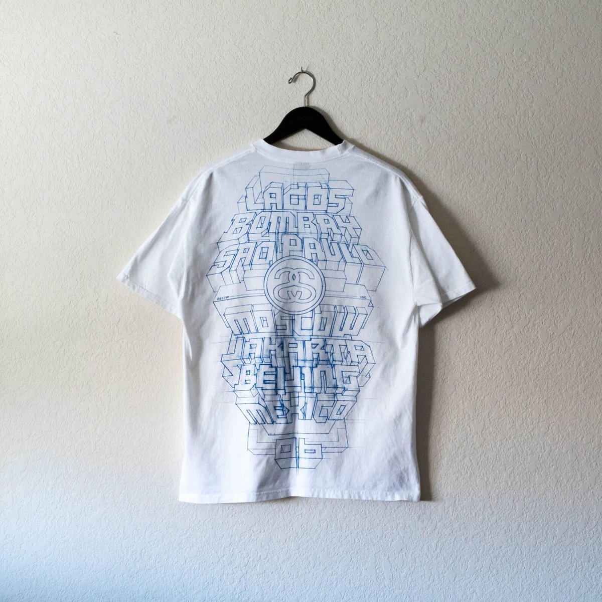 Vintage Stussy T-Shirt (Stussy x Delta, World Tour 2006) *EUC