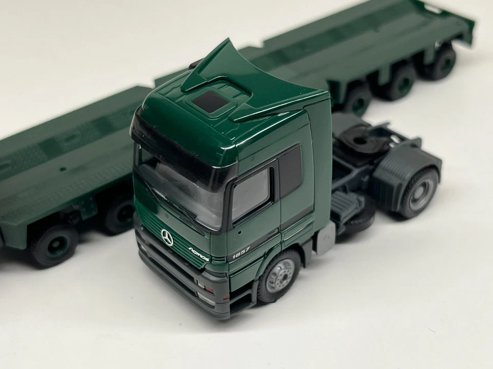 MB Wuppertruck Tieflader , Herpa  , gebraucht/Bastelmodell   1544 - Bild 2 von 3