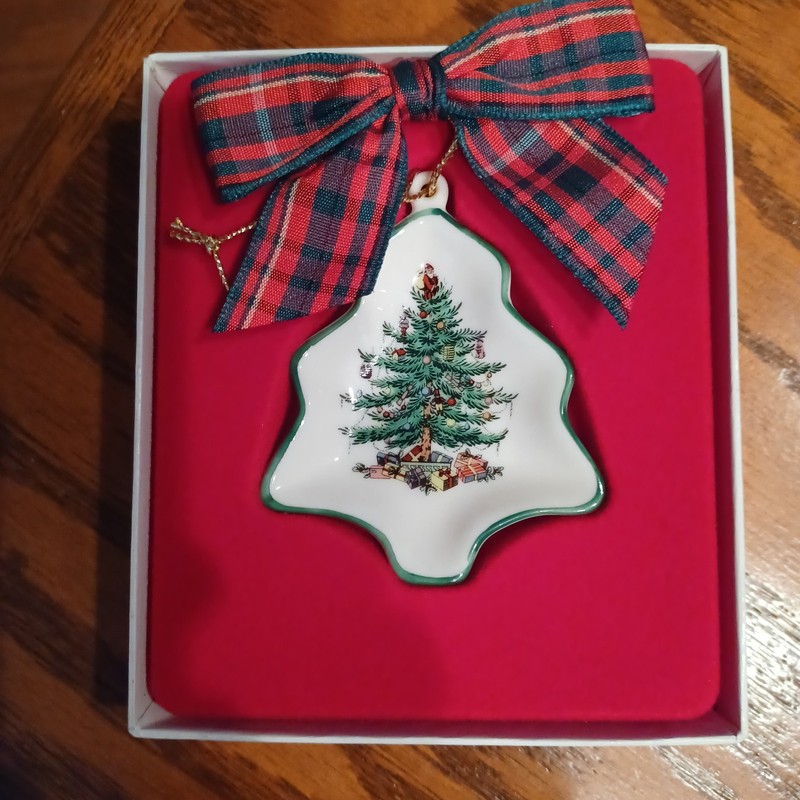BRAND NEW IN BOX Spode Christmas Tree Ornament