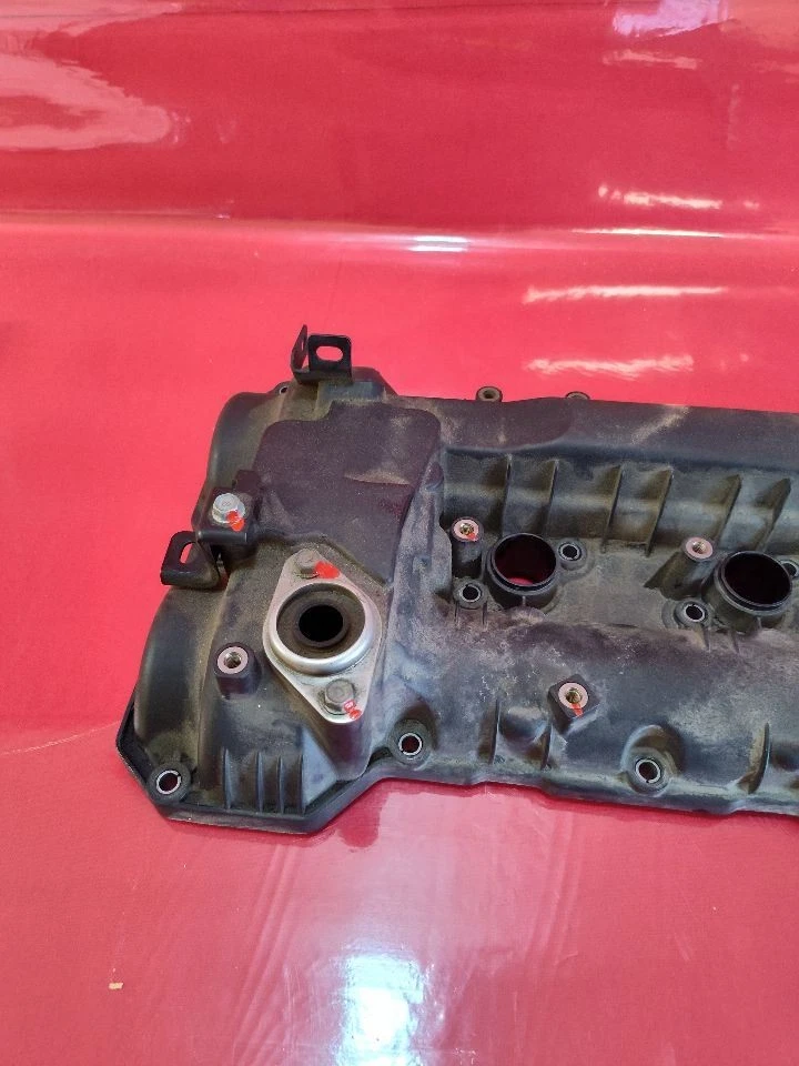 Cubierta de válvula basculante para pasajero derecho Hyundai Genesis 2010-2016 cupé 3,8 L V6 Foto 3 de 4