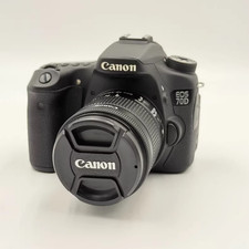 Canon EOS 70D 20.2MP DSLR with 18-55mm Lens - Excellent Condition Kit