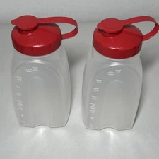 2 Rubbermaid Servin Saver Pitcher Jug #IC97 Red Flip Top Lid 1 QUART 32 oz USA