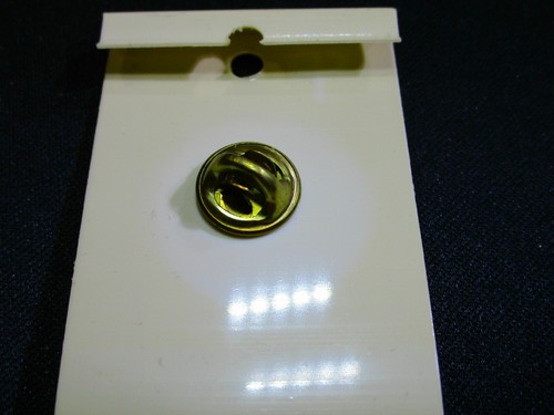 Vintage NOS CP Rainbow Unicorn Fantasy 80's Enamel Lapel Pin 1" Round Pride - Picture 2 of 2