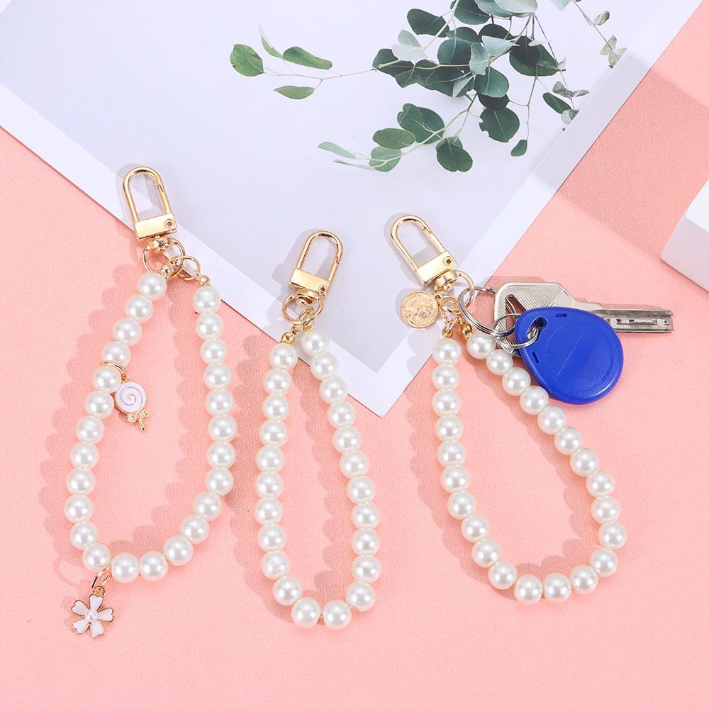 Vintage Pearl Keychain Bag Ornament with Coin Charm for Handbags and Car Keys-image