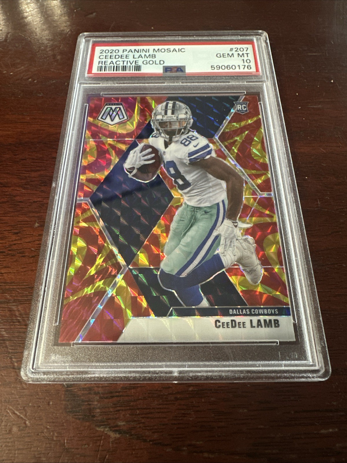 2020 PANINI MOSAIC #207 CEEDEE LAMB REACTIVE GOLD - PSA 10 - DALLAS COWBOYS