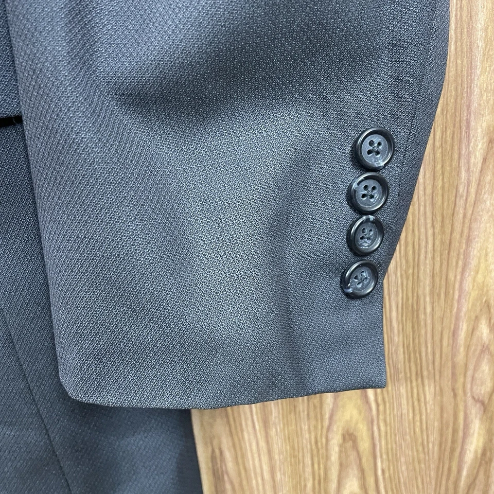 Terno masculino Aquascutum feito no Canadá 2 peças 40R 34x30 cinza lã pura dois botões - Imagem 4 de 4