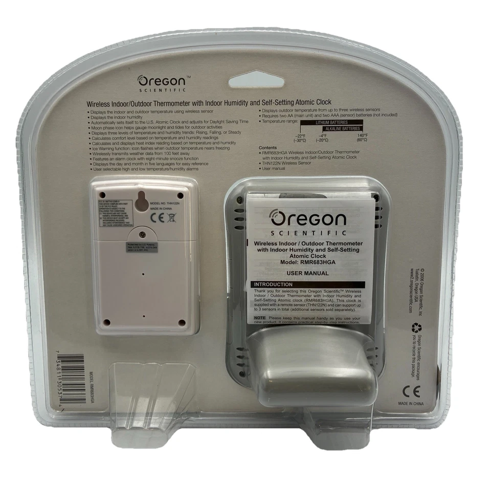 Oregon Scientific In/Out Thermometer Indoor Humidity Atomic Clock NEW RMR683HGA - Image 2 of 4