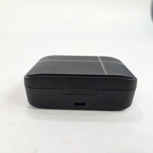NORTH Wireless Microphone Transmitter & Receiver with Charger (USB-C) - Picture 9 of 9