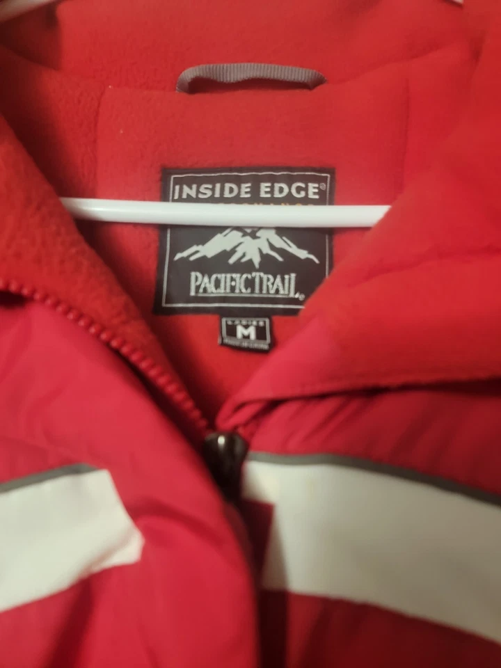 Chaqueta de esquí Inside Edge/Pacific Trail- roja/blanca forrada de lana con capucha para mujer -M- Foto 2 de 4