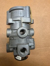 GENUINE BENDIX 101100 FOOT VALVE