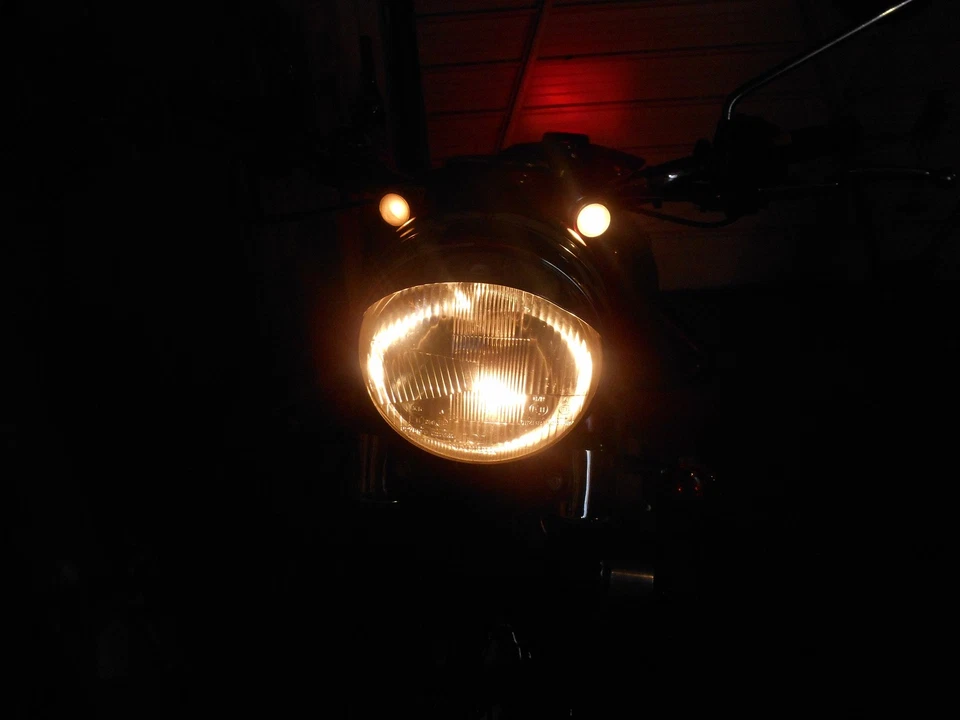 Royal Enfield BULLET Led Parking light  500 and 350 3 bulb upgrade ba9s - Image 3 of 4