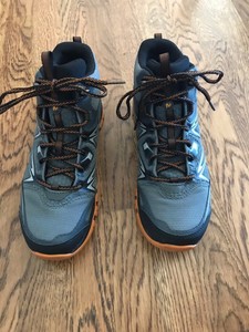 merrell capra bolt mid