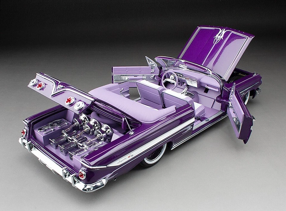 Chevrolet Impala Lowrider 1961 escala 1:18 modelo de coche fundido a presión púrpura - con caja Foto 4 de 4