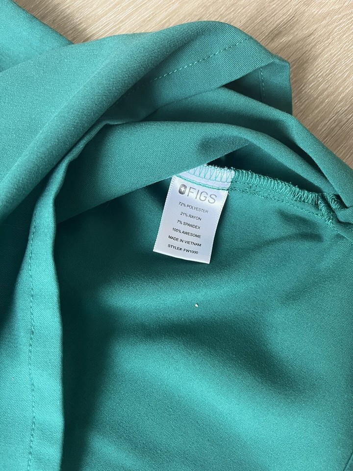 FIGS Hunter Green Catarina Scrub Top XS eBay