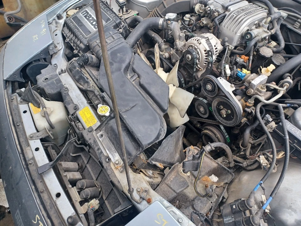 Capó delantero 88 Mazda RX 7 ARTÍCULO REAL Foto 2 de 4