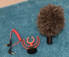 Rode VideoMicro Compact On Camera Microphone