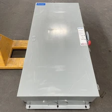 Eaton AR5HB1NL7G-00S1 ARMS Enclosed Circuit Breaker Enclosure - 800 Amp 480 Volt