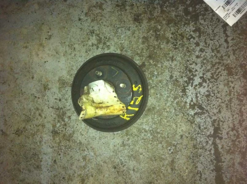 Задние тормоза для универсала 80–83 Honda Civic без учета - Изображение 2 из 4