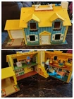 VNTG 1969 Fisher Price Little People PLAY HOUSE #952 + Little People & Furniture