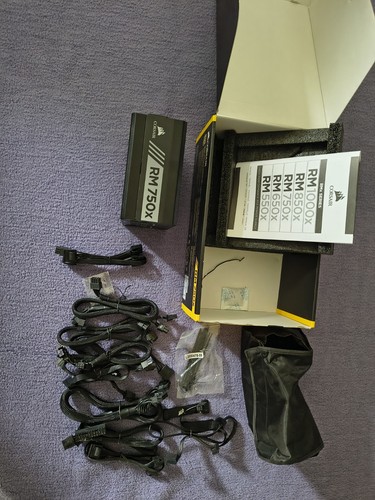 Corsair RM750x PC-Netzteil, 80 Plus Gold, 750W, modular komplettes Kabelset OVP