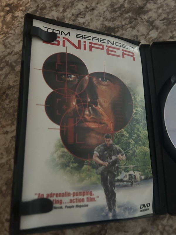 Sniper (DVD 1993 War) Tom Berenger  Billy Zane