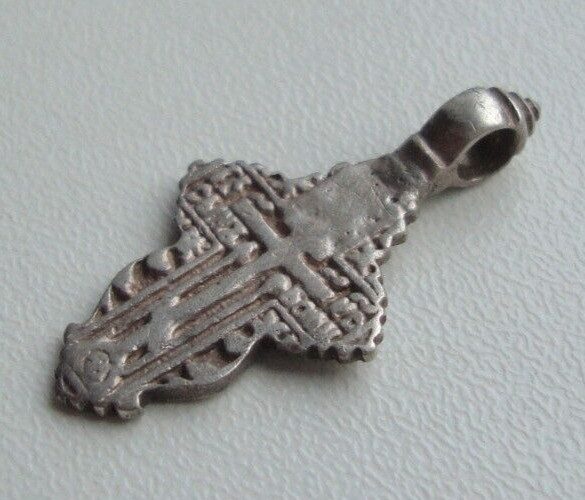 Antigua Cruz de Plata Creyente Mujer Original D2