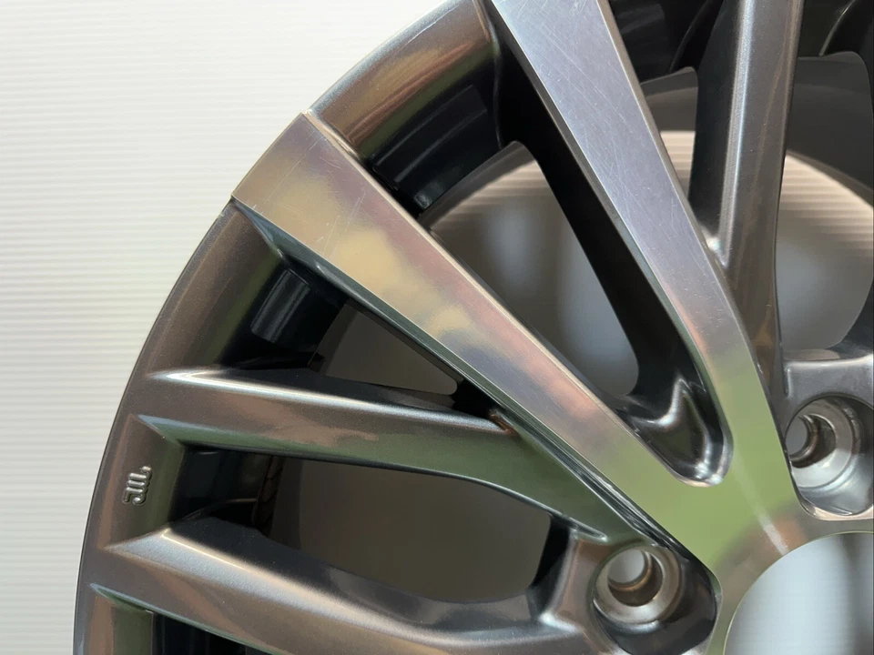 ✅ Lexus LX570 2016-2021 Toyota Land Cruiser OEM 20" llanta OEM Foto 3 de 4