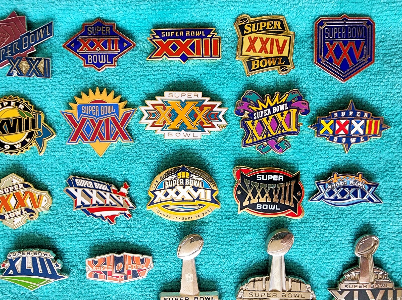 SUPER BOWL - NFL - PRIMARY LOGO LAPEL PINS - 34 PIN SET - FOOTBALL ...