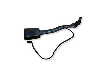 Volkswagen Touran II 2012 Gurtschloss vorne 1T0857755C UCK22307