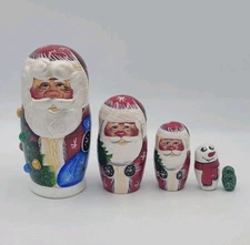 Christmas Santa Russian Matryoshka Nesting Doll  - 5 Pieces