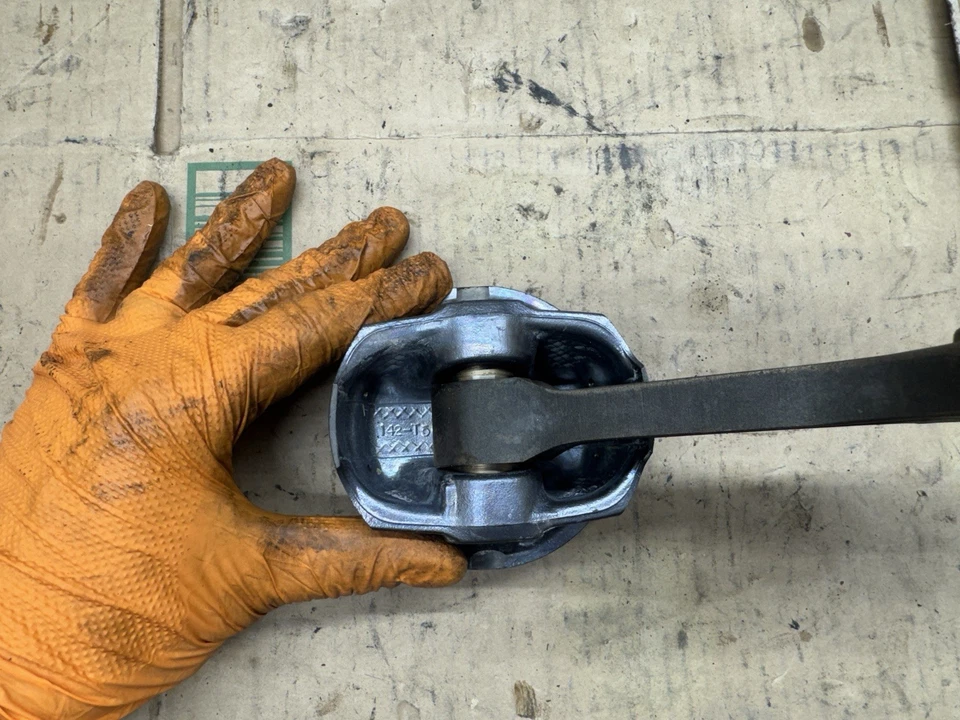 Ford F-150 2011-2014 5,0 L motor pistón y varilla de conexión 10,5:1 Foto 4 de 4