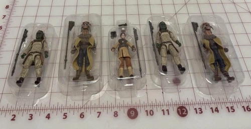 Lot of 5 Star Wars 3.75" Vintage Figures New in Plastic with Leia Boushh