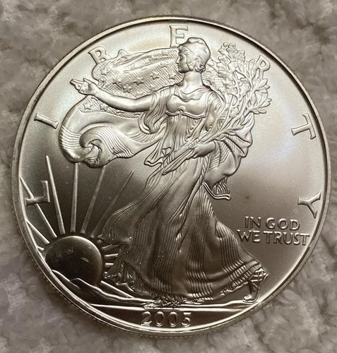 2005 American Silver Eagle U.S. Mint 1 oz 99.9% Silver Business Strike Flawless