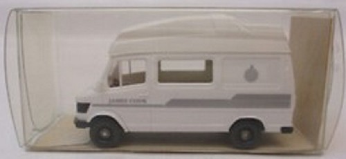 Mercedes CAMPERVAN JAMES COOK WHITE plastic HO 1/87 scale model WIKING 14267 | Condition: New