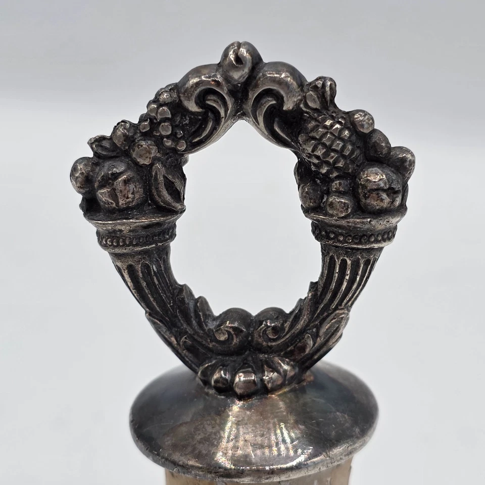 Sellador de botellas de vino tapón de corcho de vid de uva tono plata Reed & Barton vintage  Foto 2 de 4