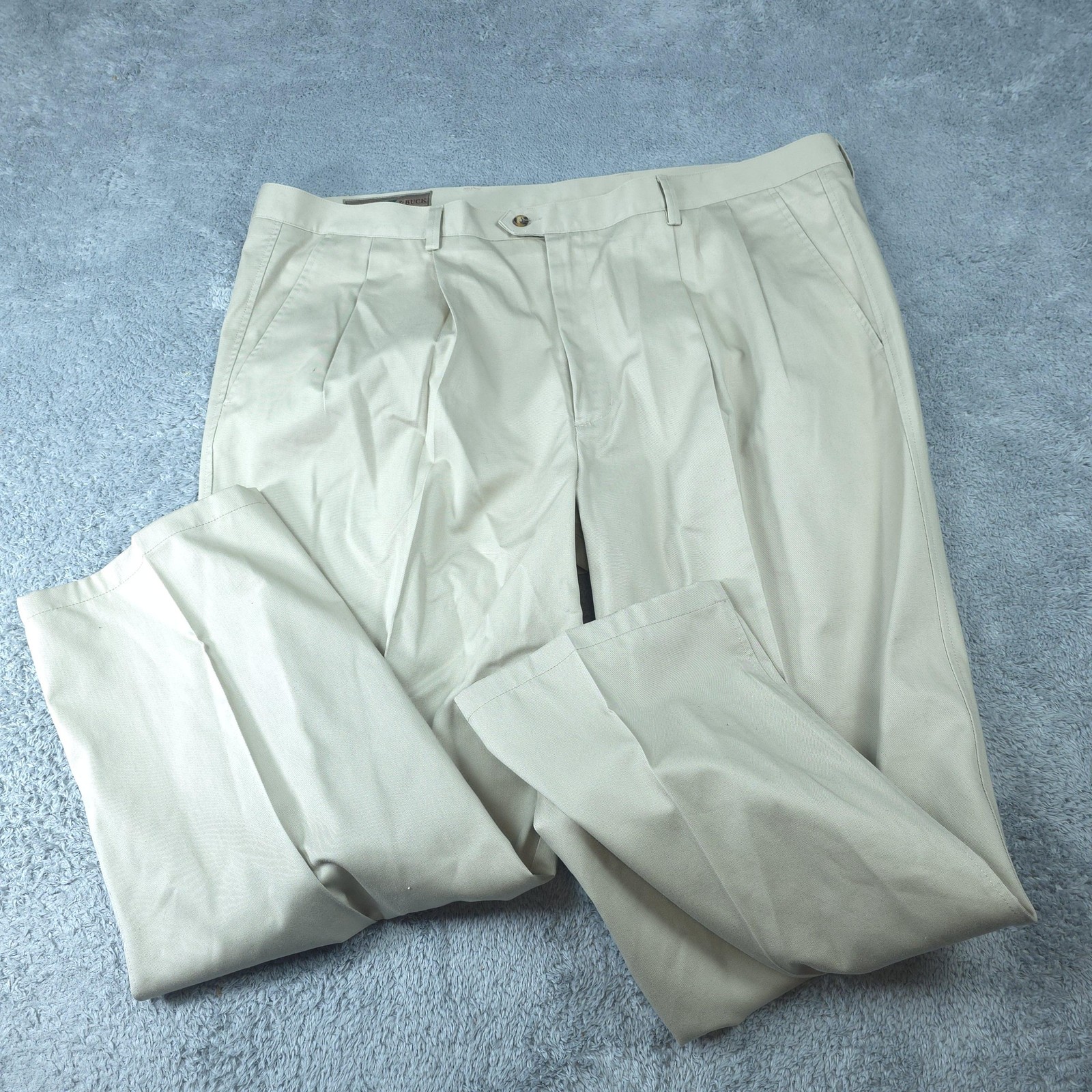 Cutter & Buck Chino Pants Mens 48 Khaki Pleated Dress Slacks Beige Golf
