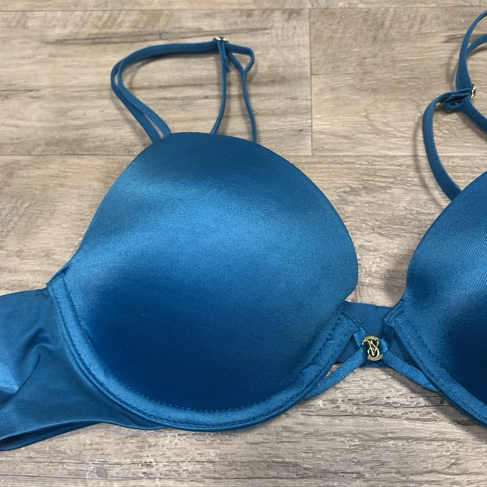Sujetador push up satinado Victoria Secret azul verdoso talla 36 A Foto 2 de 4