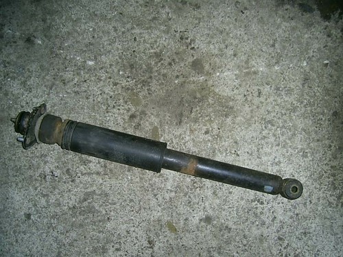 BMW E36 Coupe 316i (E36/2) 3-er M43 Stoßdämpfer hinten