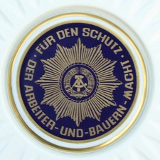 30 Years German People's Police Medal Erfurt 1975, Weimar Porcelain, OVP