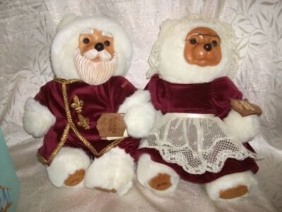 BEARS-RAIKES WOODEN FACED MRS &SANTA CLAUS, 1988, NEW COLLECTIBLES, LIKE NEW