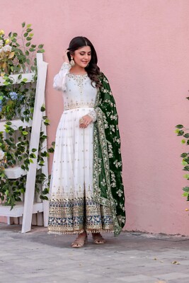 new year party dress indian NYE Outfit Ideas: Stunning Indian Women Dresses for New Year's Eve