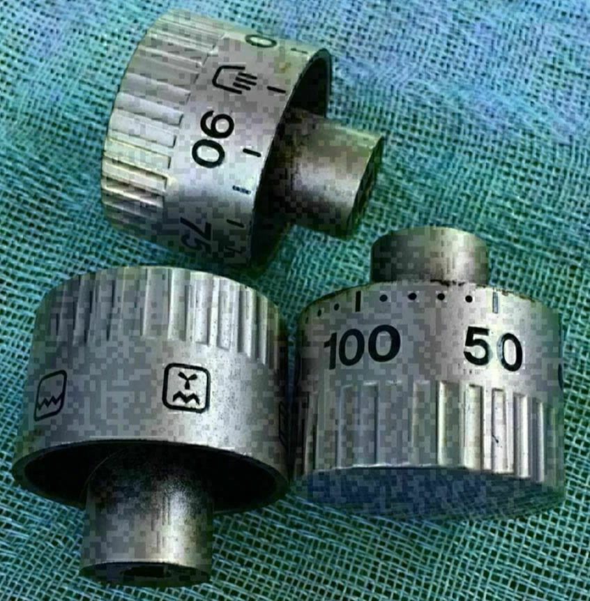 ZANUSSI Oven Knobs - 3 Pieces DC - Image 3 of 4