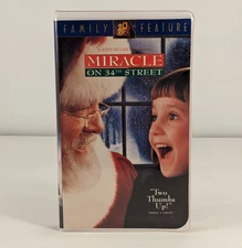Miracle on 34th Street 1995 VHS Movie Clam Shell Case