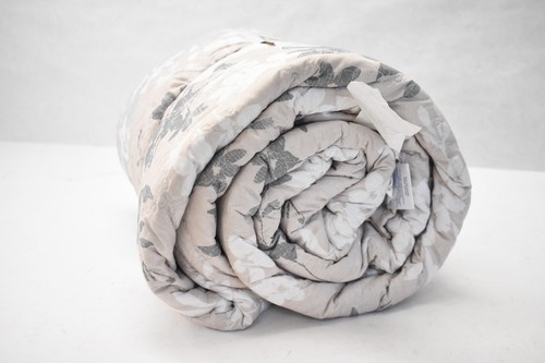 The Big One 3 Piece Reversible Quilt Set King Size Bedding Floral Leaves Design - Picture 3 of 5
