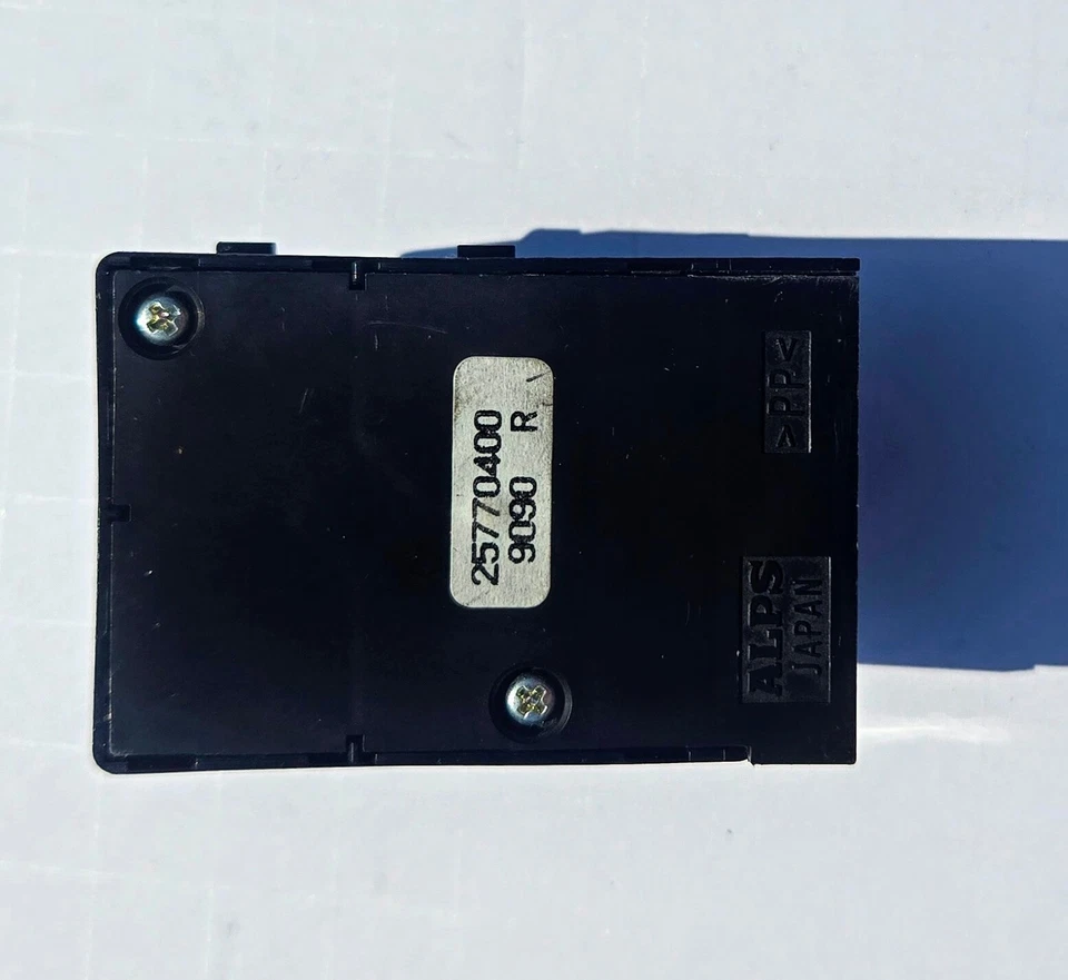 Passenger Seat Lumbar Control Switch Cadillac ATS CT6 CTS DTS ELR Escalade STS - Image 2 of 3